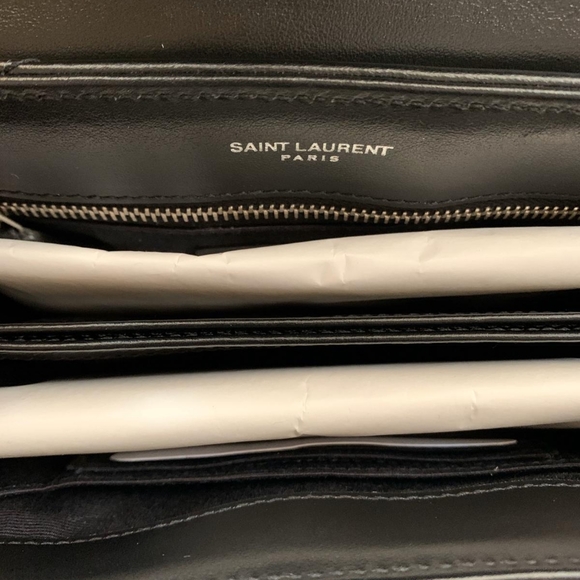 YSL Monogram Toy Loulou - Picture 7 of 8